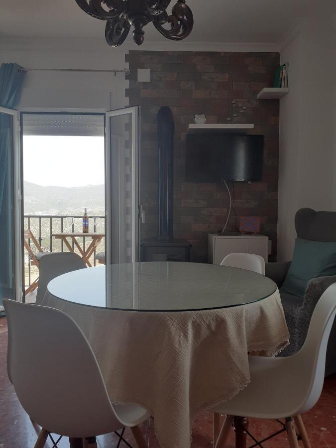 Casa Rural Plaza Zahara Buenas Vistas Саара-де-ла-Сьерра Экстерьер фото